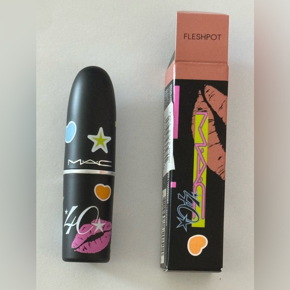 MAC FLESHPOT ! Brand new in box.
